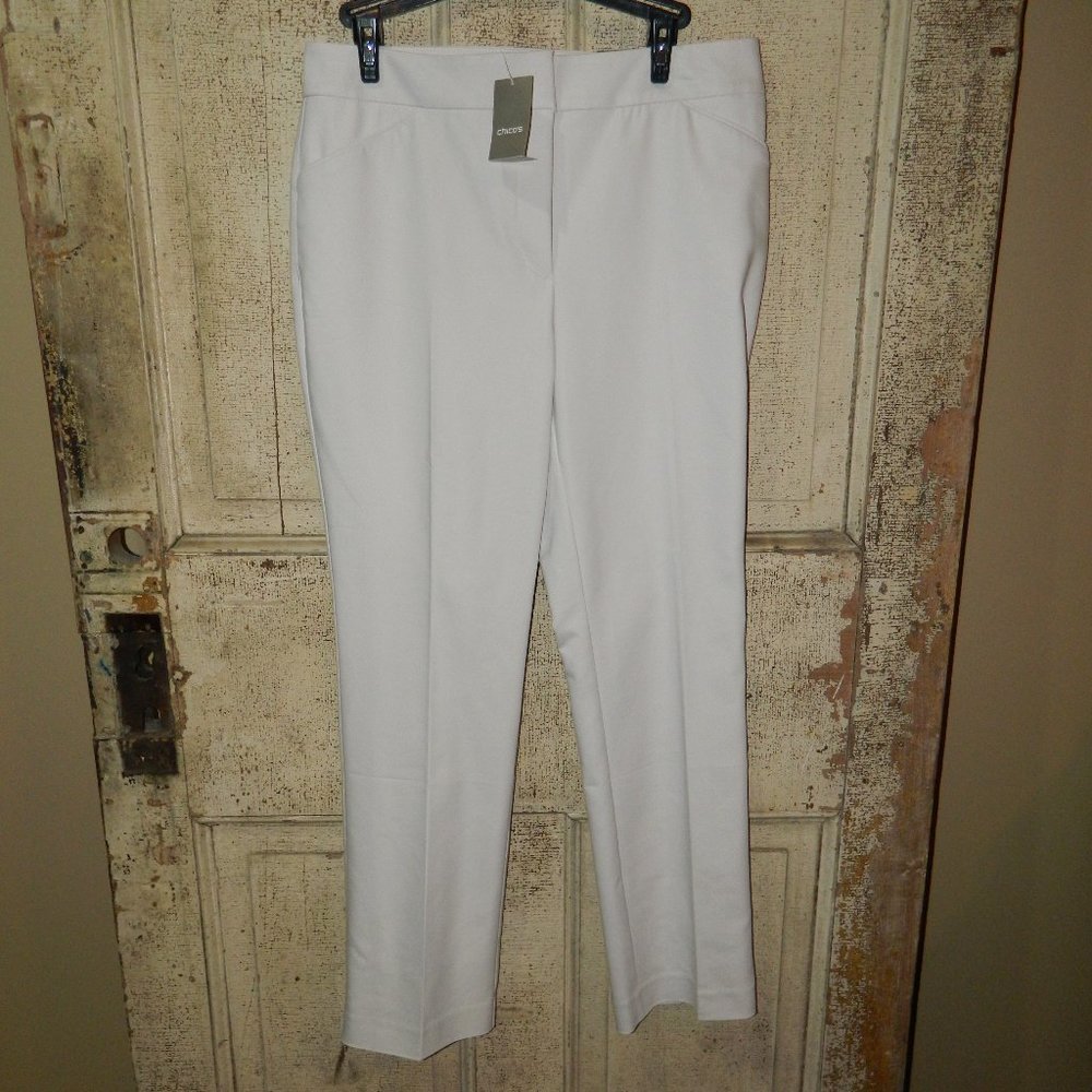 So Slimming Chico’s City Chic Straight Leg Short Pants Size .5 (Small/6) (T-22)